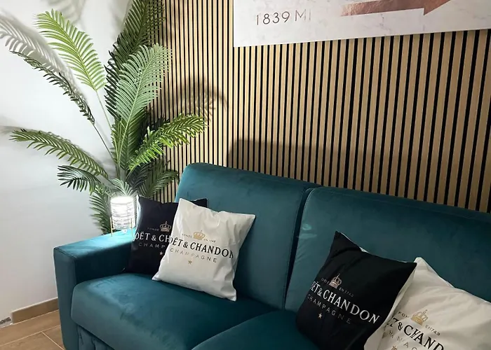 Romeo2 Апартаменты *